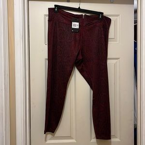 NWT Nike burgundy snakeskin print leggings with zipper detail